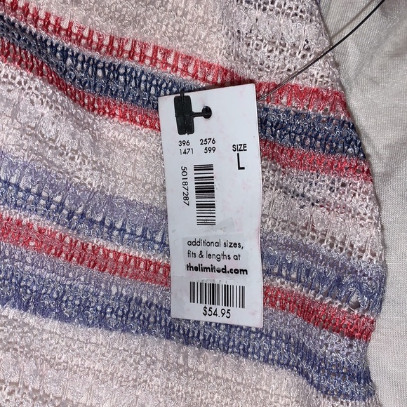 NEW! The Limited Tank with Flyaway Back Detail - Picture 8 of 10